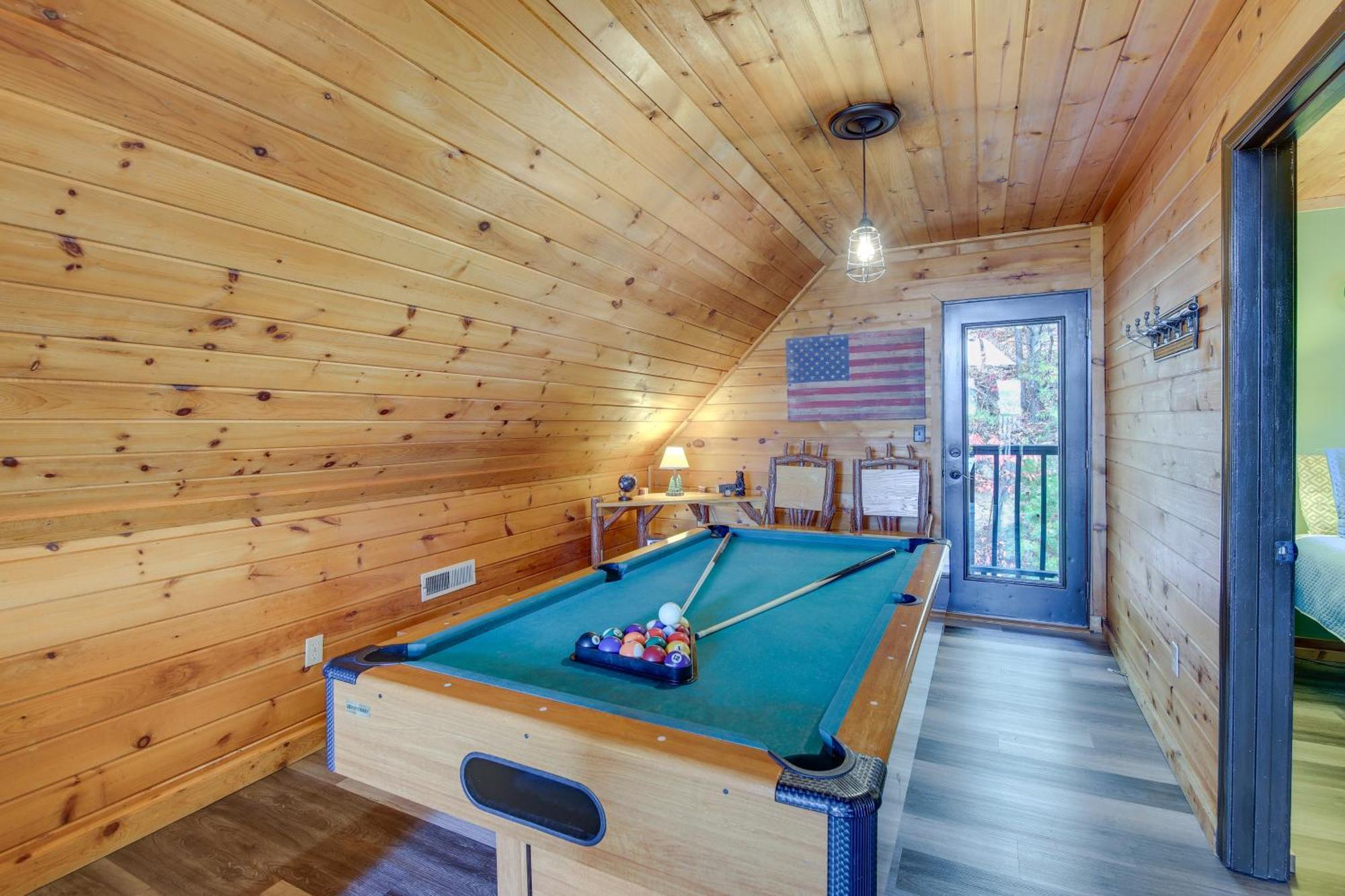 Above And Beyond Pigeon Forge Cabin With Prime Views! Ngoại thất bức ảnh