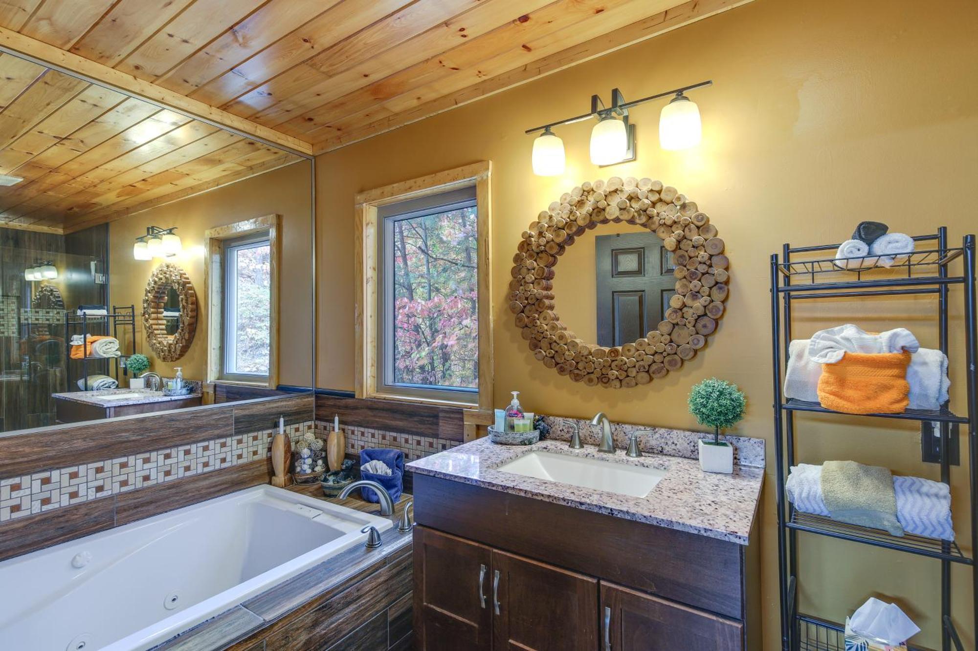 Above And Beyond Pigeon Forge Cabin With Prime Views! Ngoại thất bức ảnh