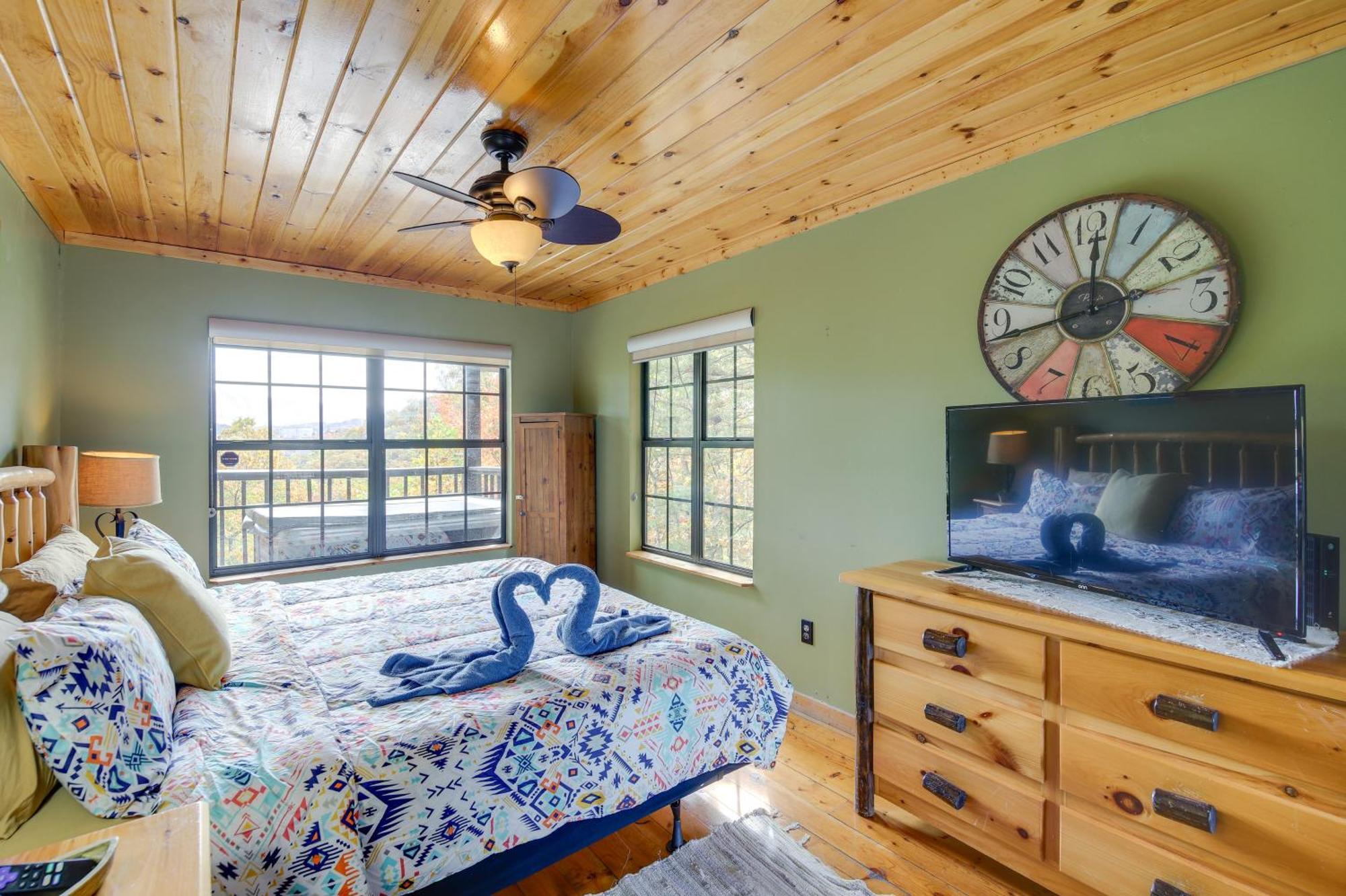 Above And Beyond Pigeon Forge Cabin With Prime Views! Ngoại thất bức ảnh