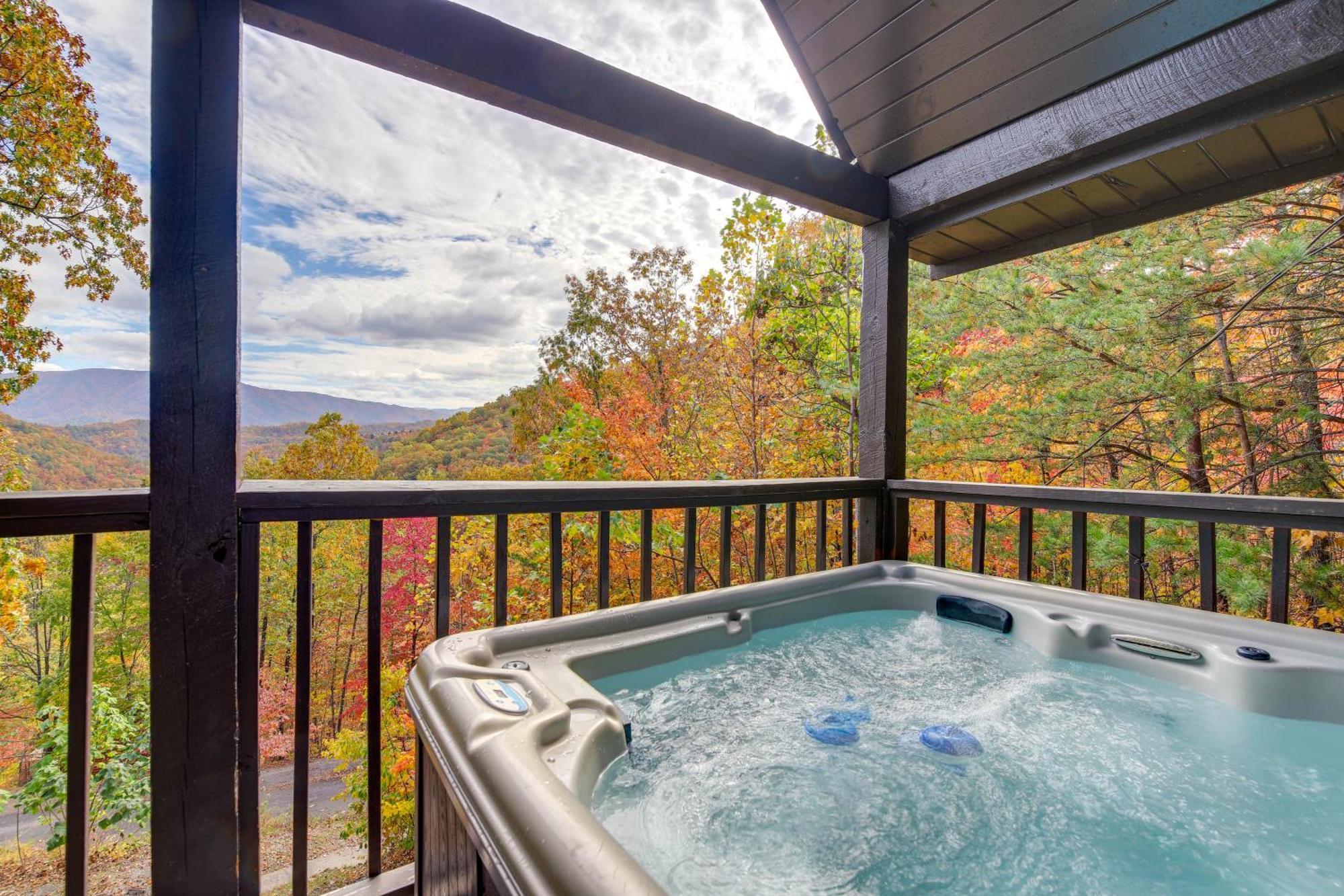 Above And Beyond Pigeon Forge Cabin With Prime Views! Ngoại thất bức ảnh