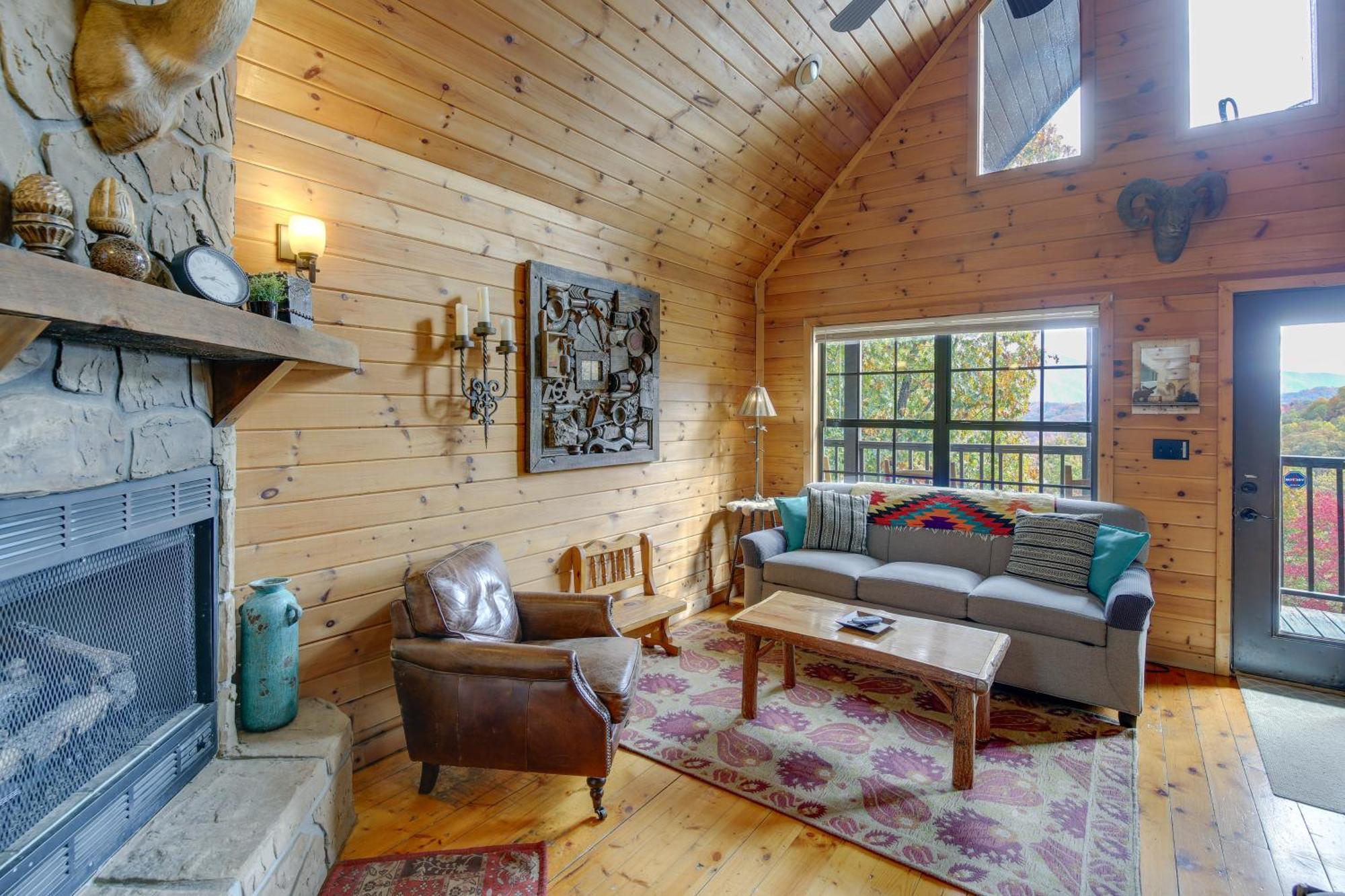 Above And Beyond Pigeon Forge Cabin With Prime Views! Ngoại thất bức ảnh