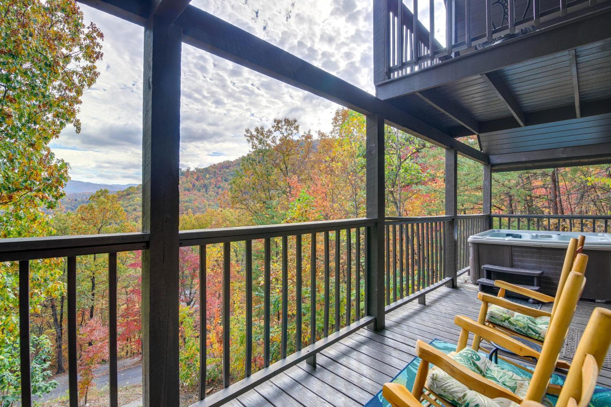 Above And Beyond Pigeon Forge Cabin With Prime Views! Ngoại thất bức ảnh